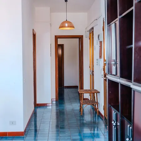 Gallipoli, Faro Blu Апартаменти