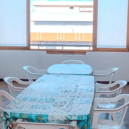 アパート Gallipoli, Faro Blu ガリポリ