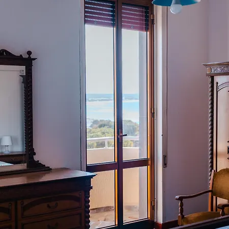 Gallipoli, Faro Blu アパート ガリポリ